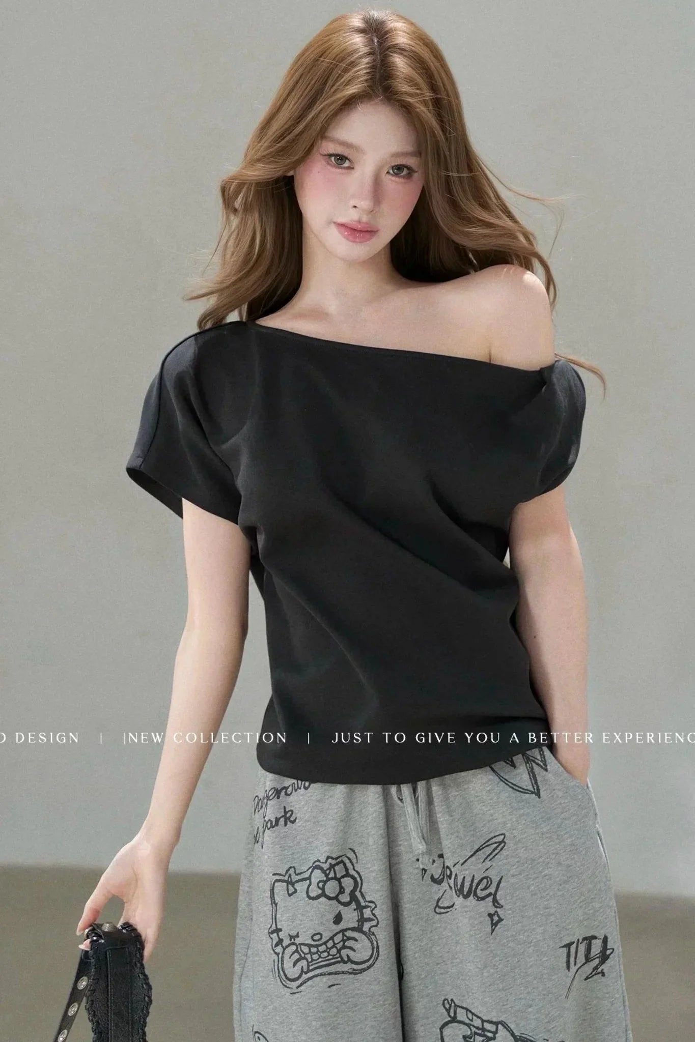 Three-Dimensional Twist Shoulder Top