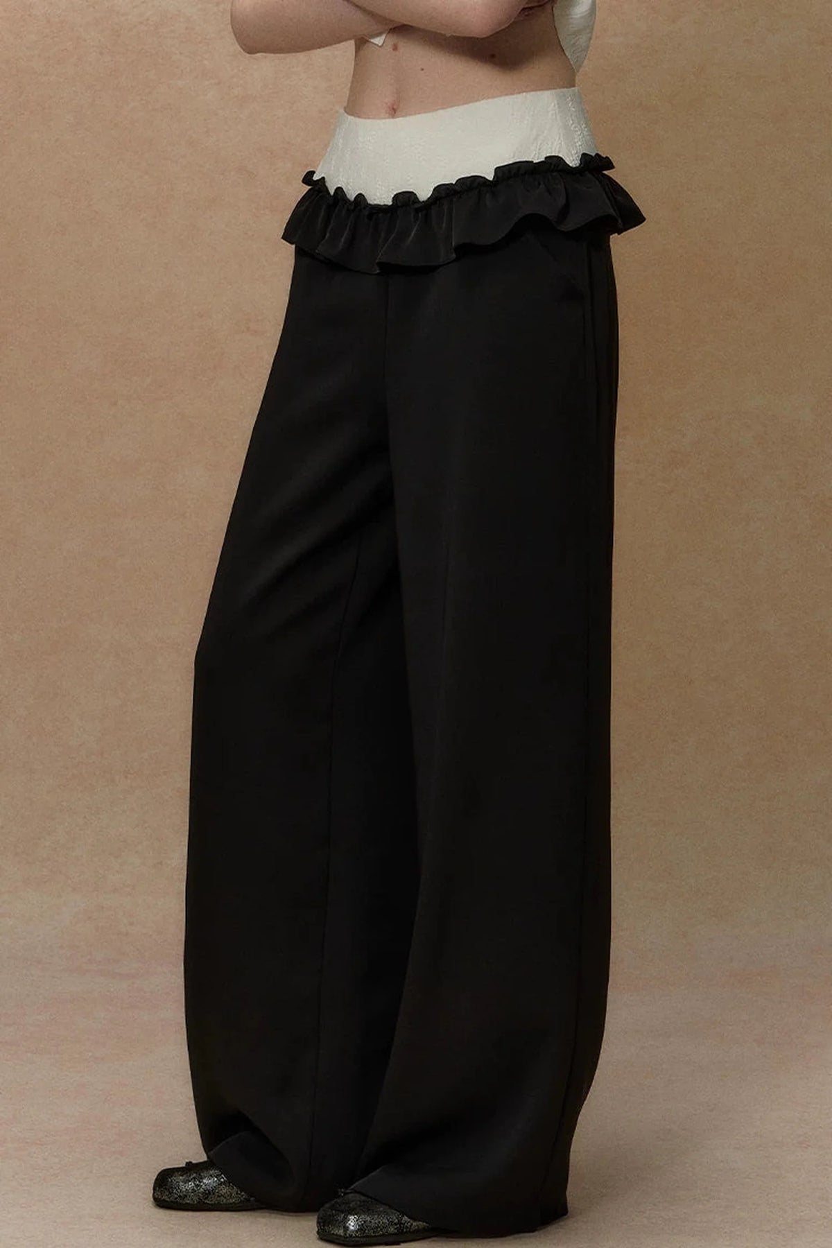 Tundra Sheen Lace Pants