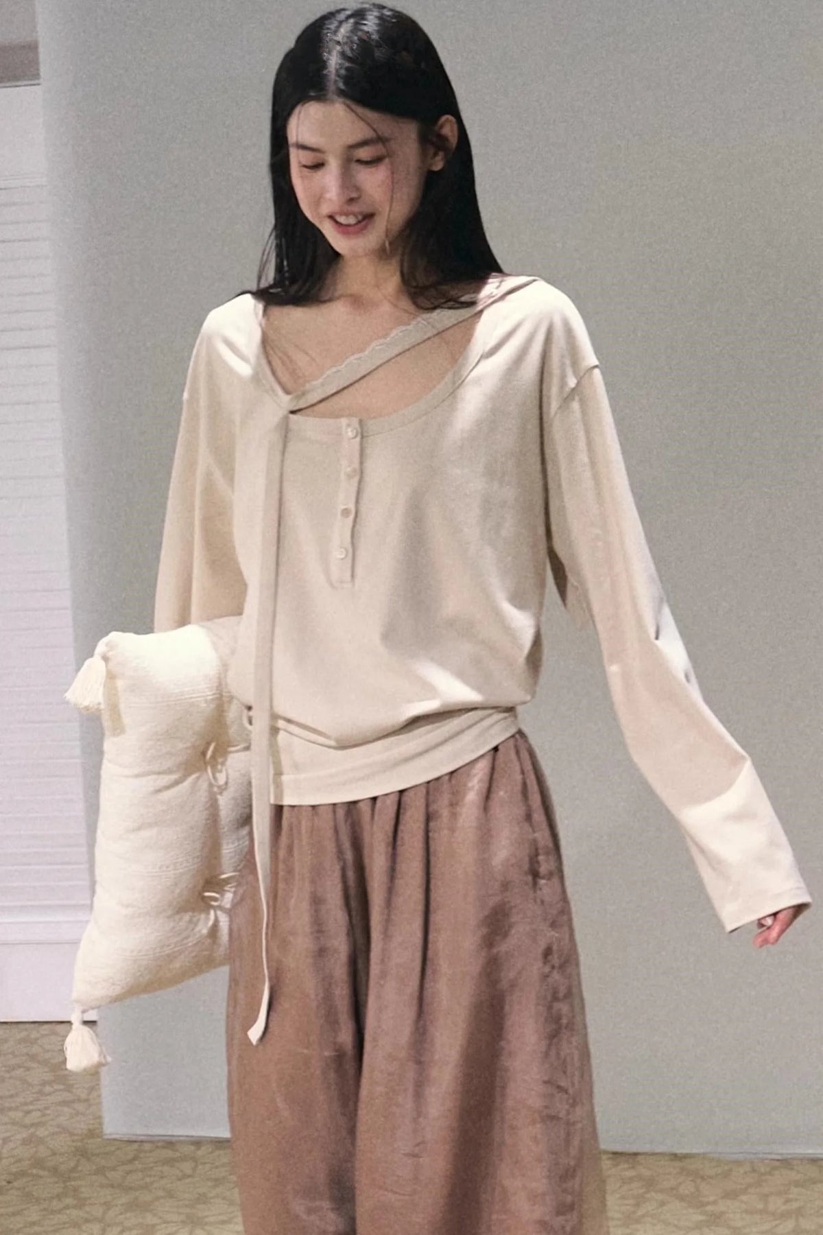 Twilight & Autumn Long-Sleeved Cinched Waist Knit Top
