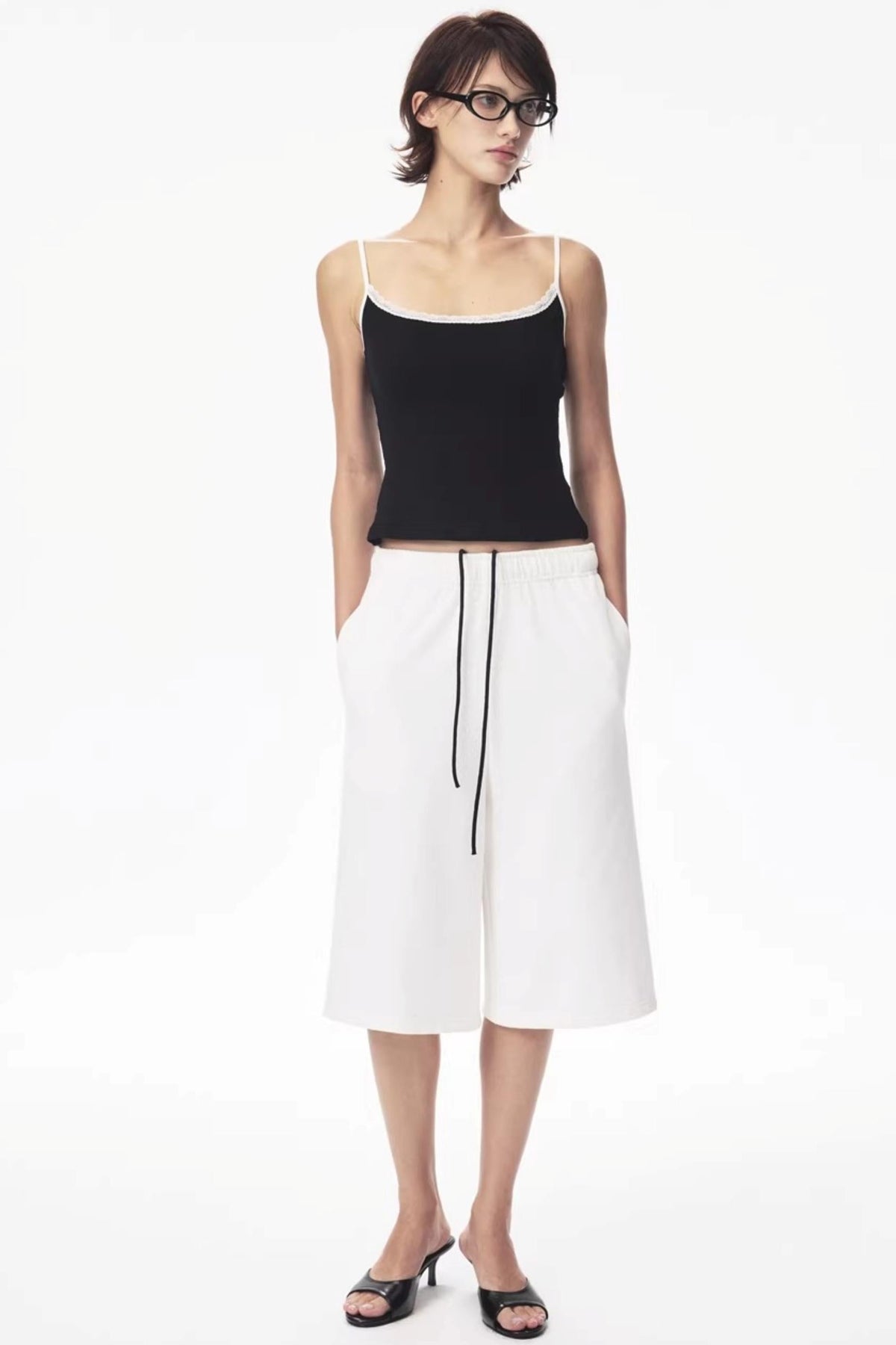 Two-Color Drawstring Sweatpants