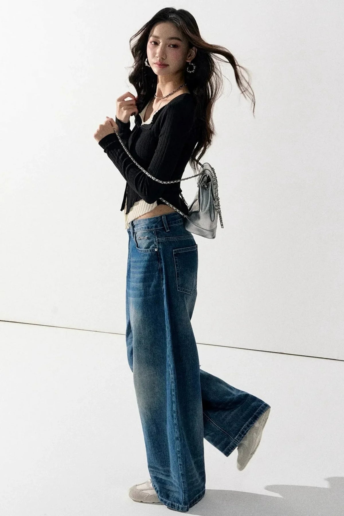 V-Neck Color-Blocked Knit Sweater
