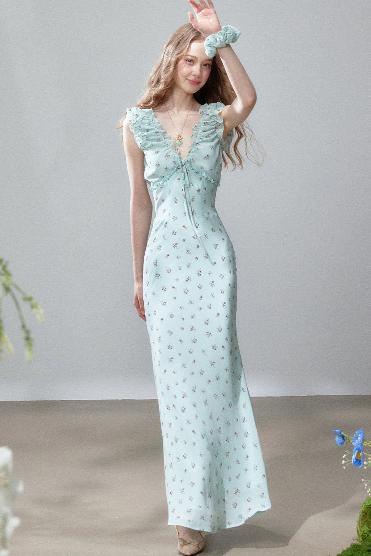 V-Neck Floral Fishtail Dress