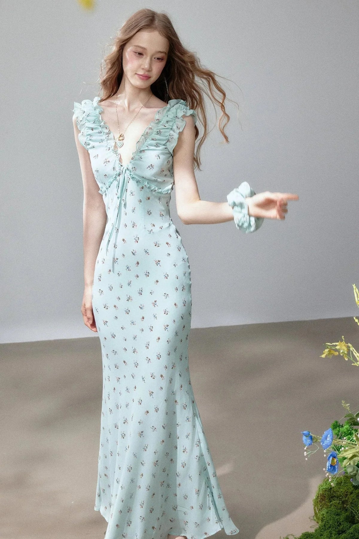 V-Neck Floral Fishtail Dress