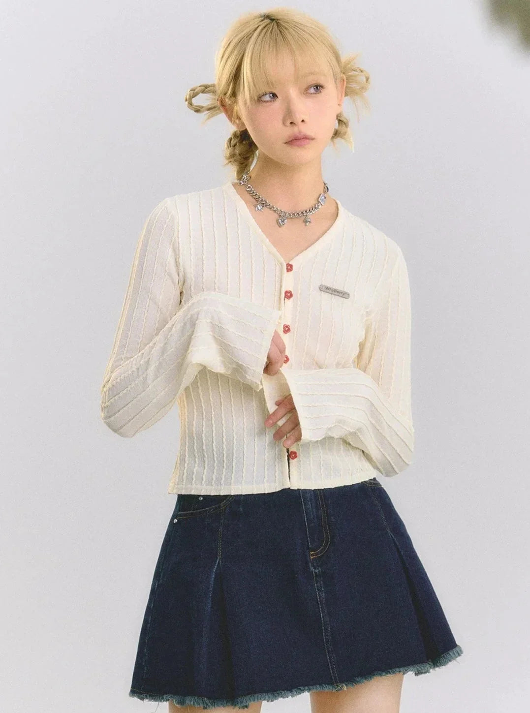 V-neck knitted cardigan tops