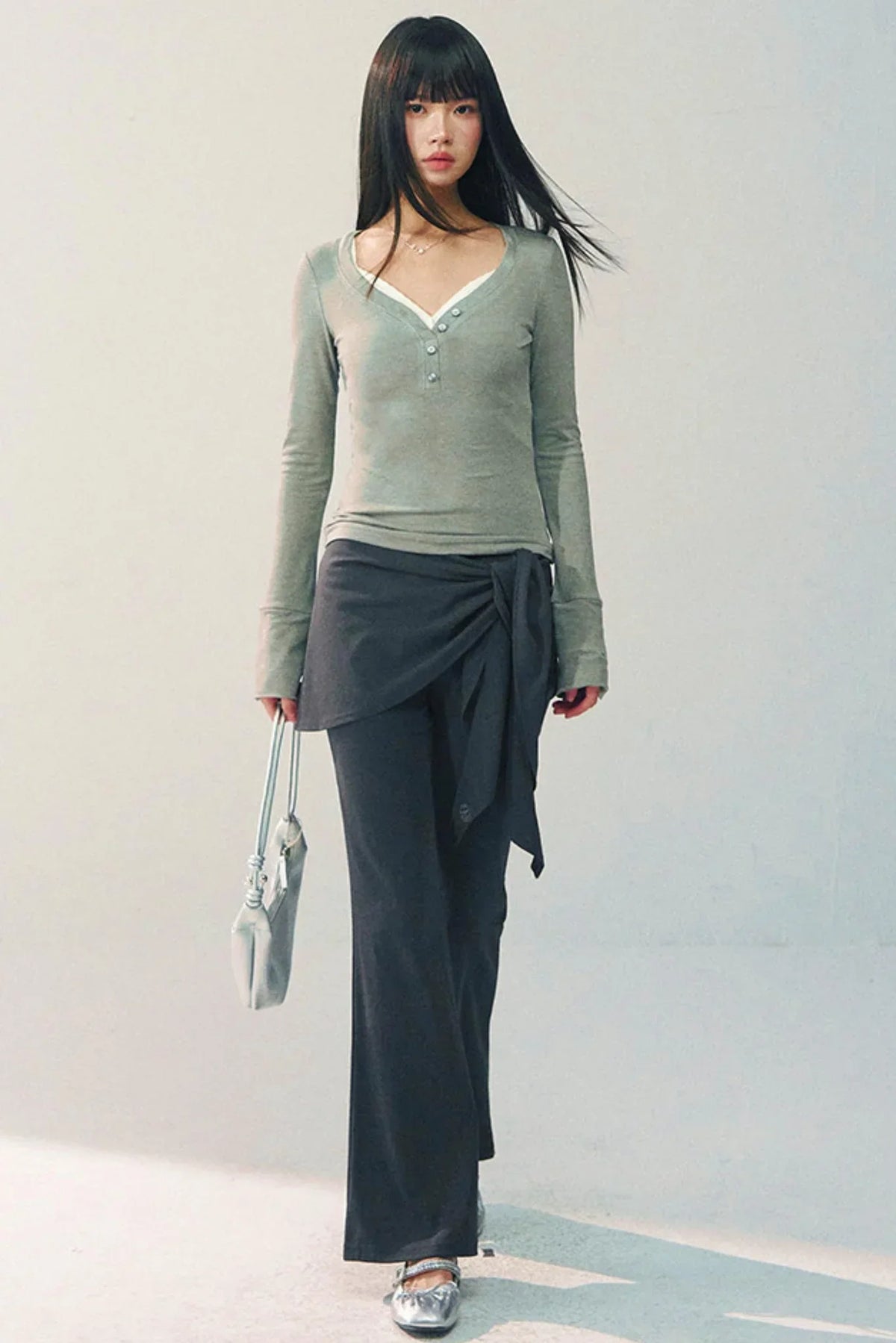 V-Neck Slim Top