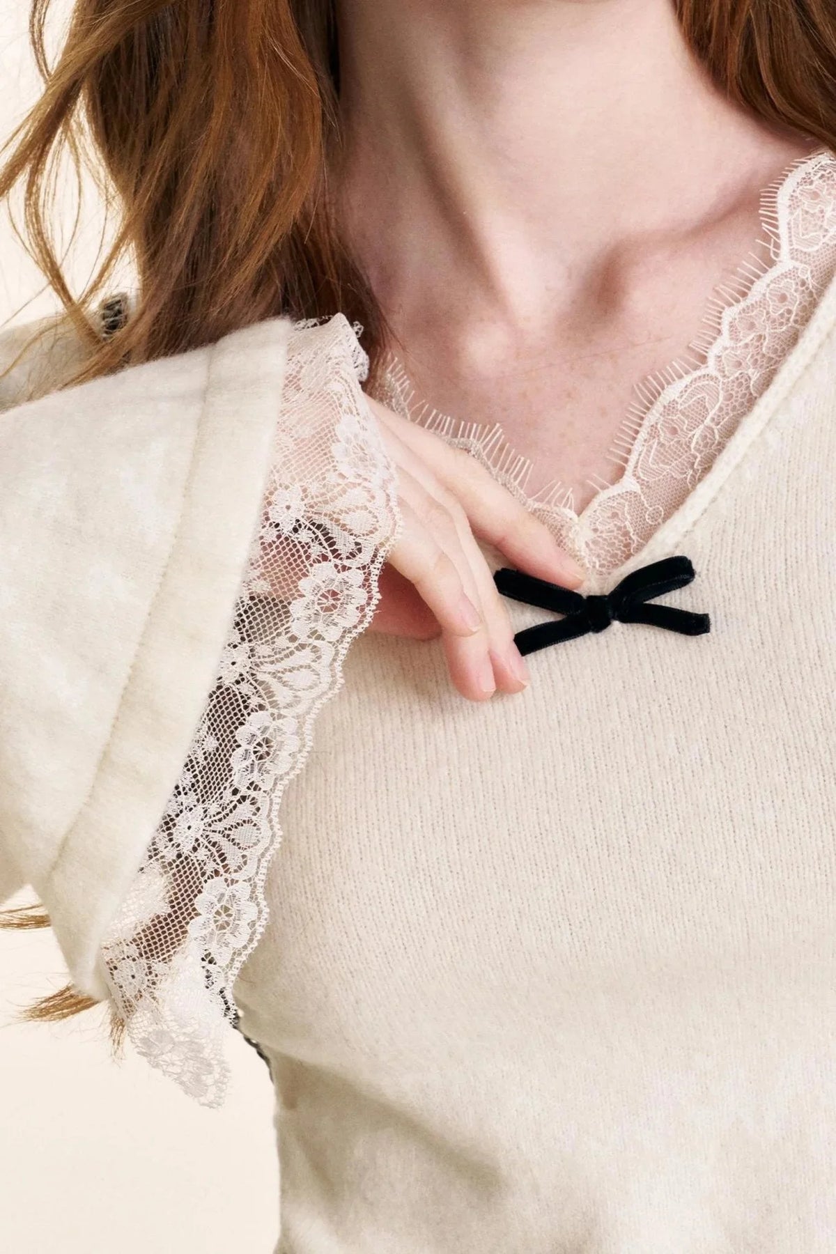 Velvet Bow Lace V-Neck Knit Top