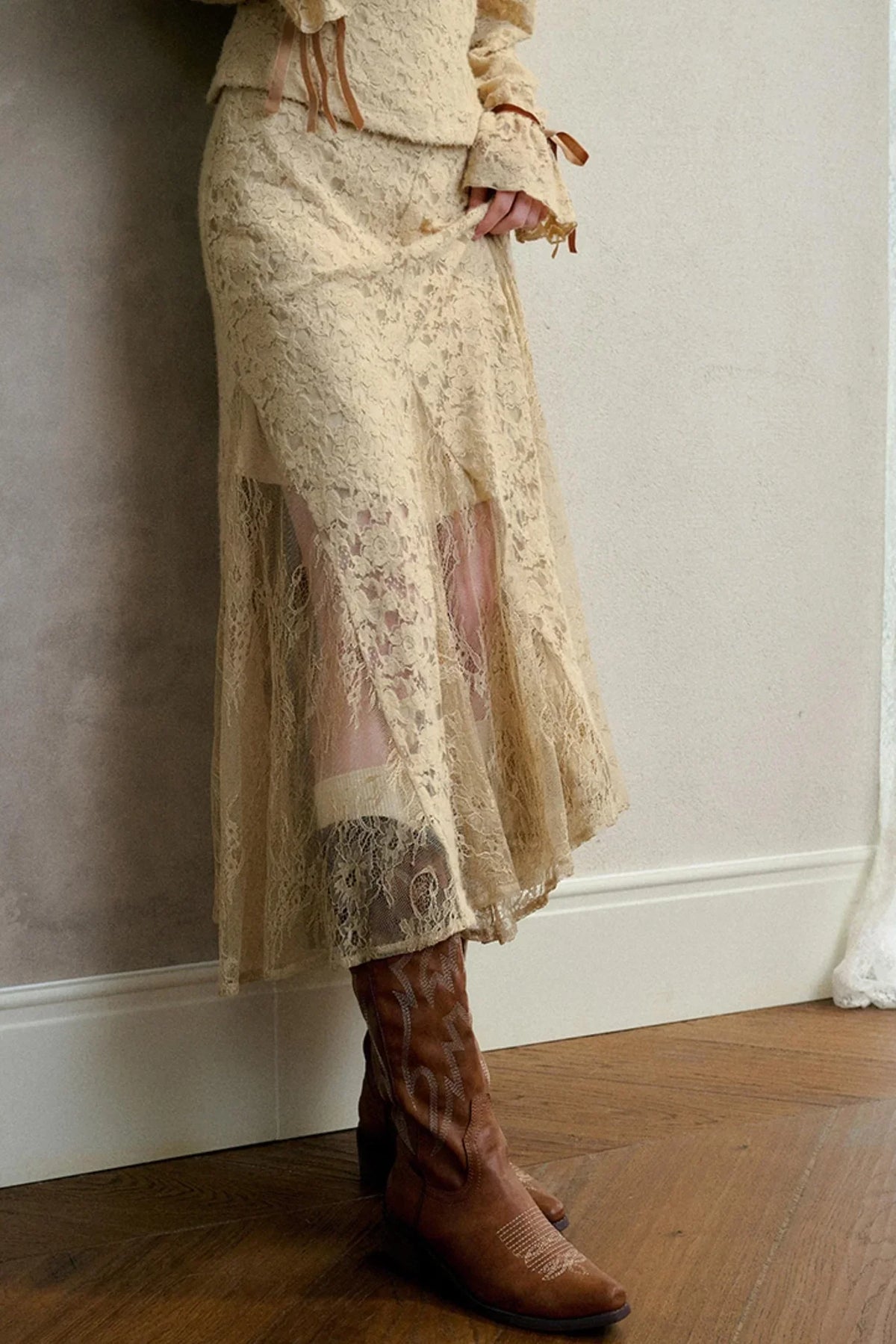Velvet Lace Long Skirt Set-Up