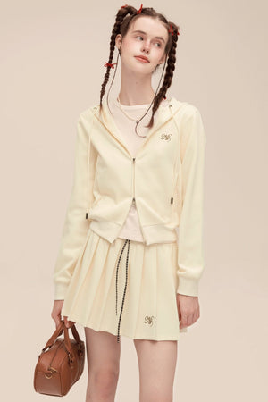 Versatile Contrast Embroidery Zipper Set-Up
