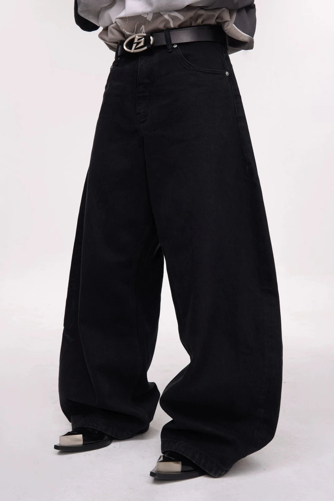 Versatile Loose Scimitar Pants