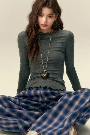 Versatile Wave-Edge Layered Base Top Set-Up