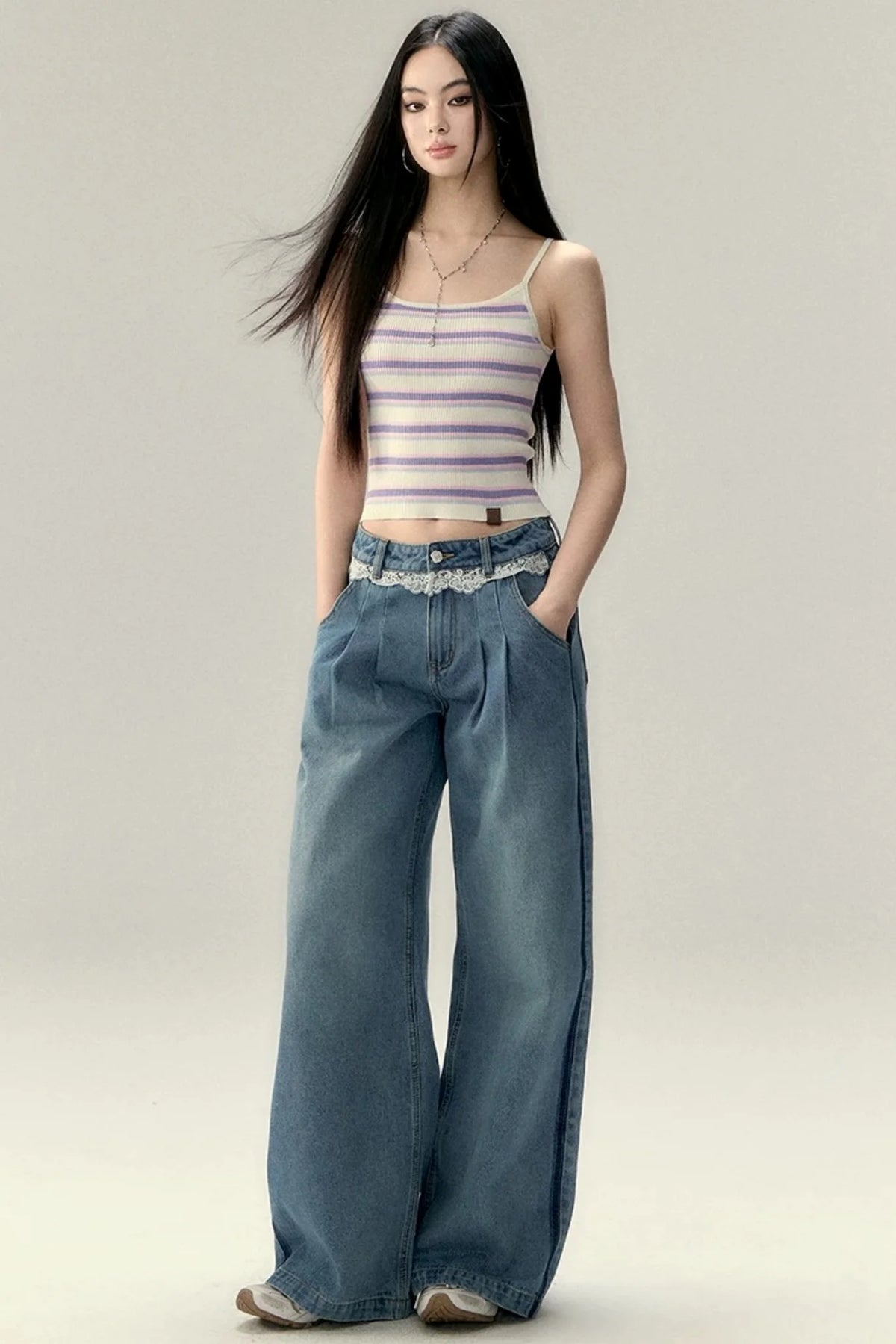 Viapitti Lace Patchwork Straight Jeans