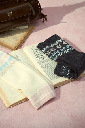 Vintage Grey Knitted Leg Cover