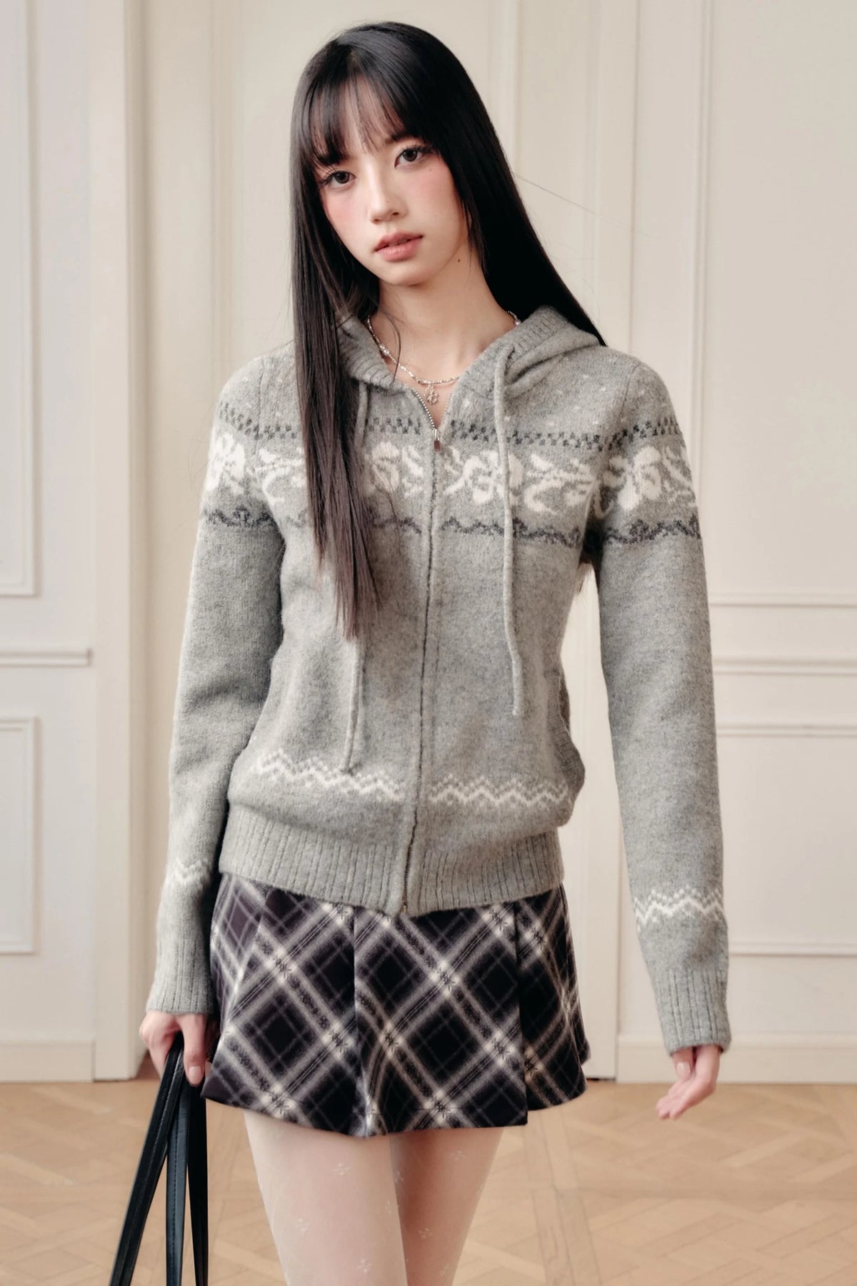 Vintage Hooded Slim Sweater