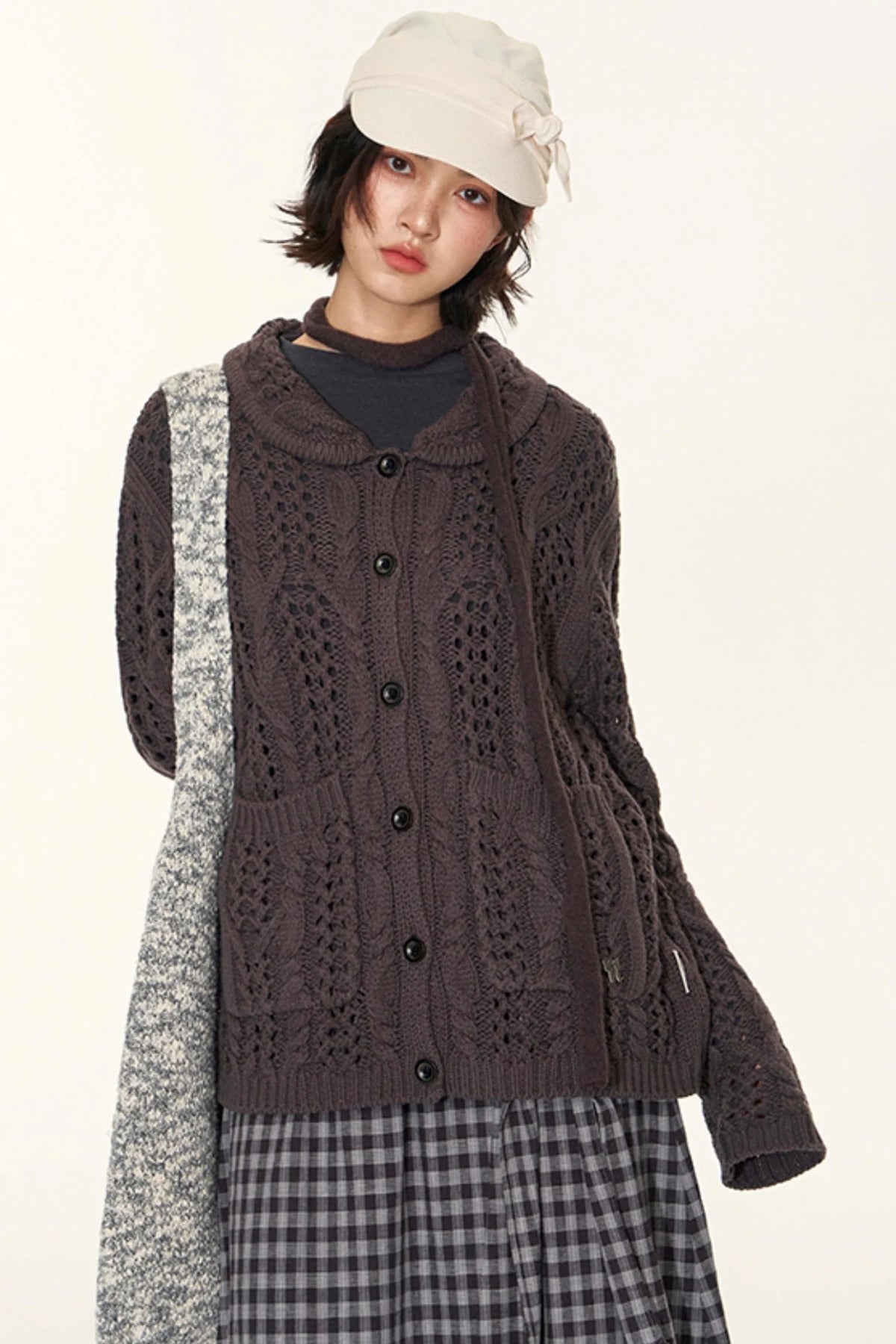 Vintage Petal Collar Cardigan