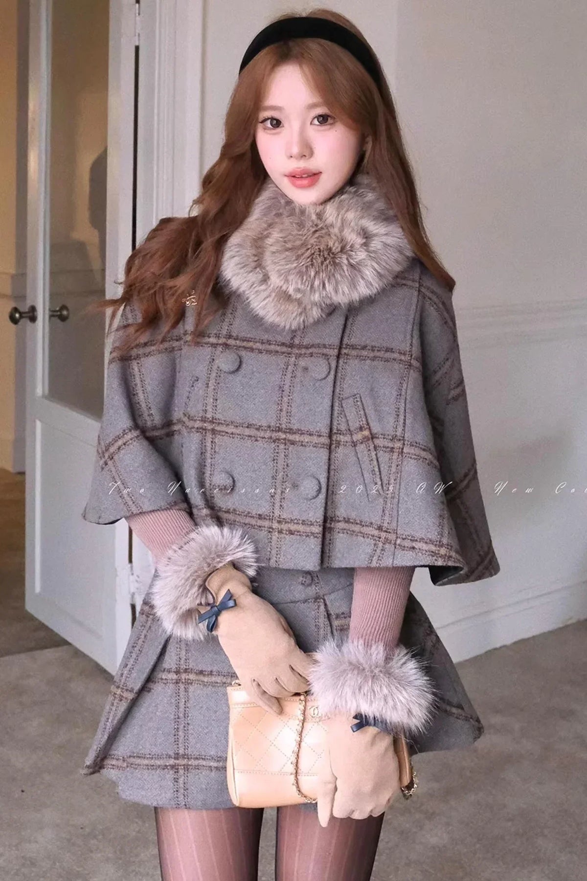 Vintage Plaid Wool Cape Set-Up