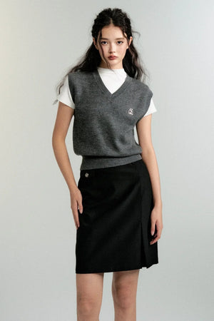 Vintage Preppy V-Neck Wool Knit Vest