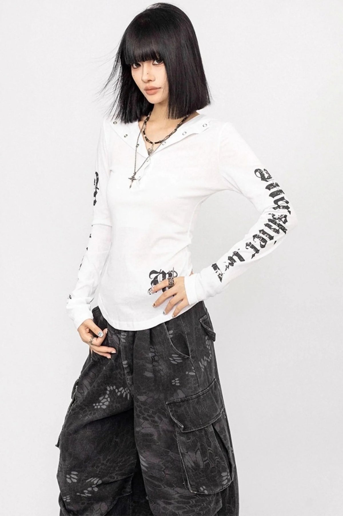 Vintage Spice V-Neck Hooded Top