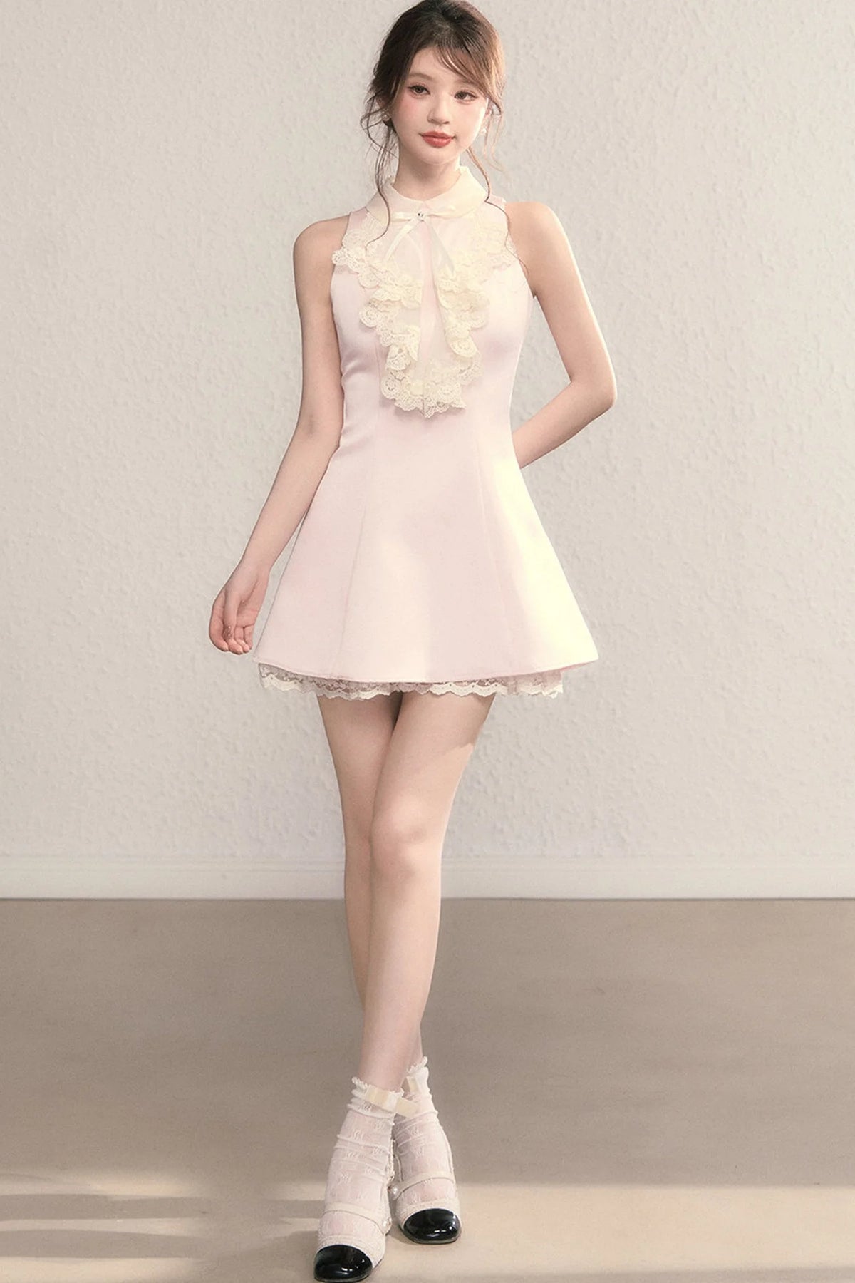 Vivian Retro Lace Collar Dress
