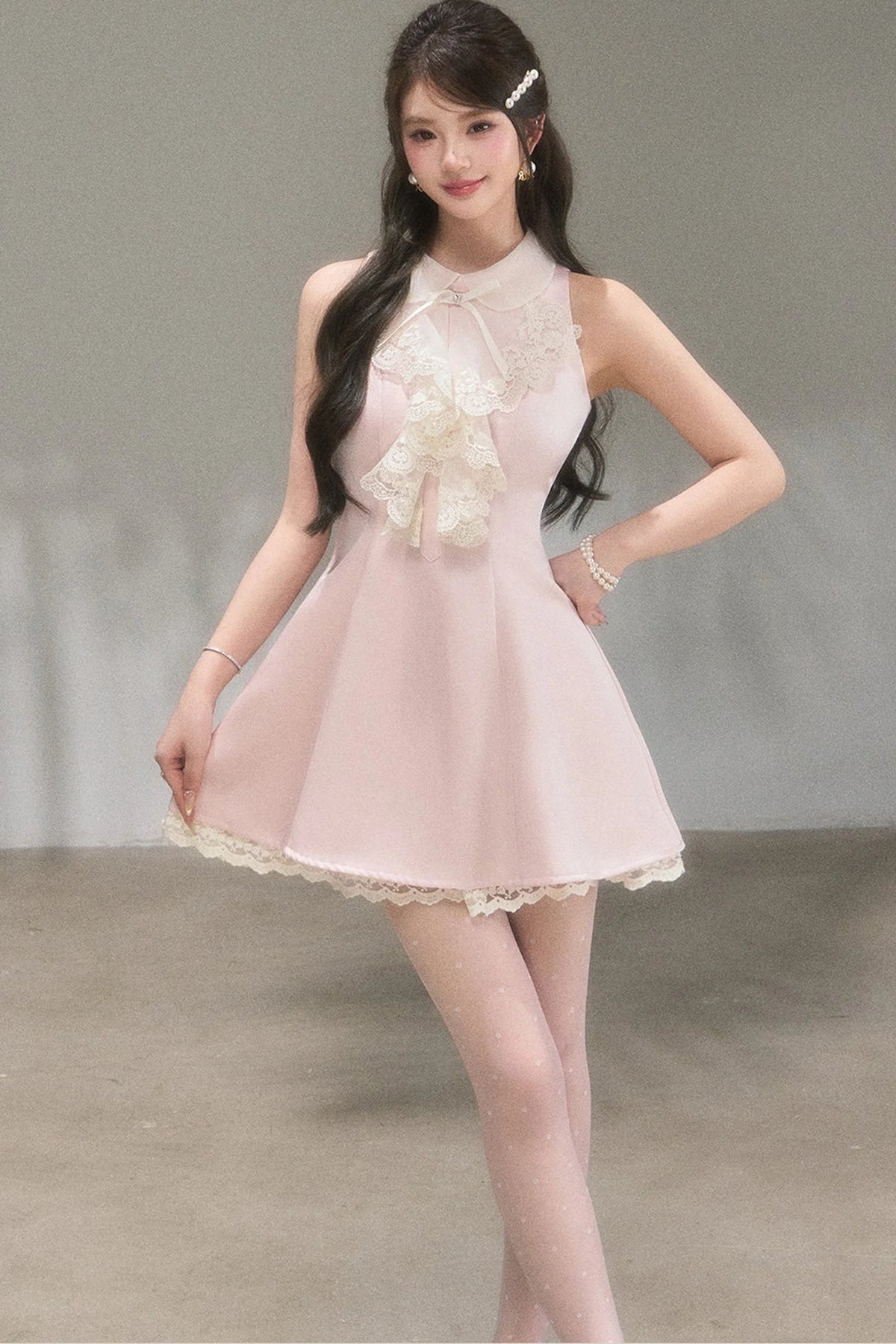 Vivian Retro Lace Collar Dress