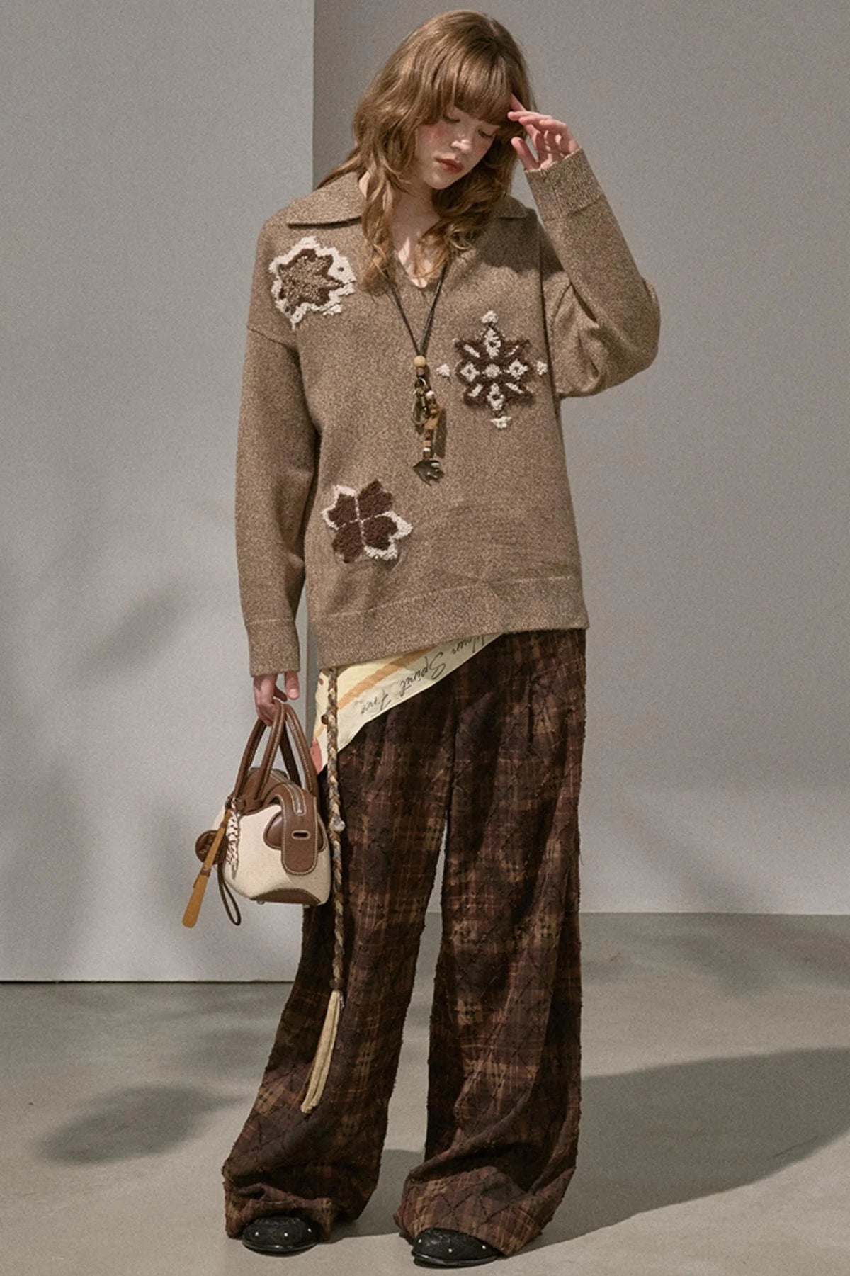 Volumetric Snowflake V-Neck Casual Top
