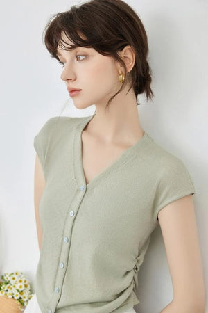 Waist-Fitted V-Neck Knit Top