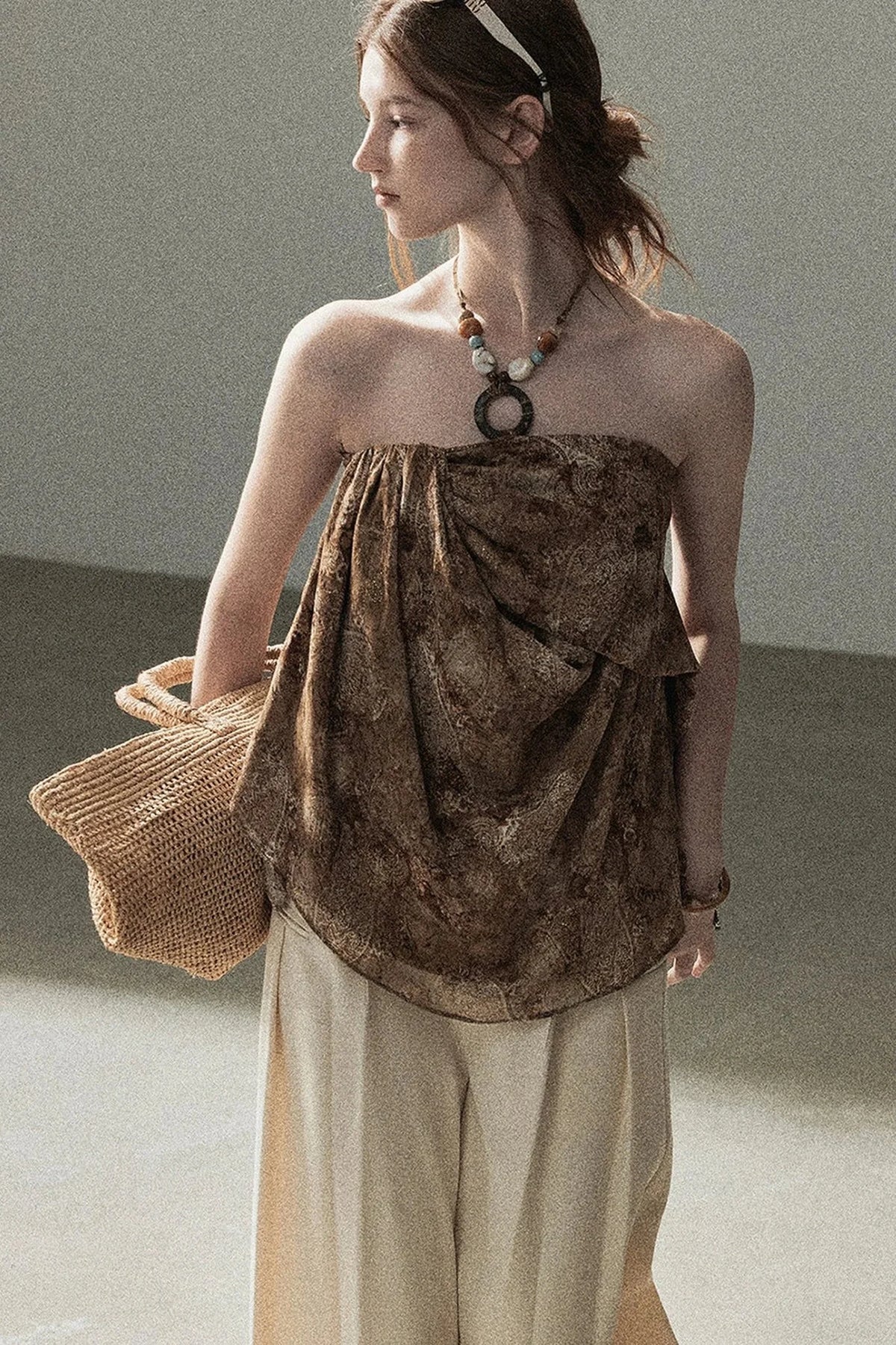 Wasteland Style Sleeveless Top and Brown Trousers Set-Up
