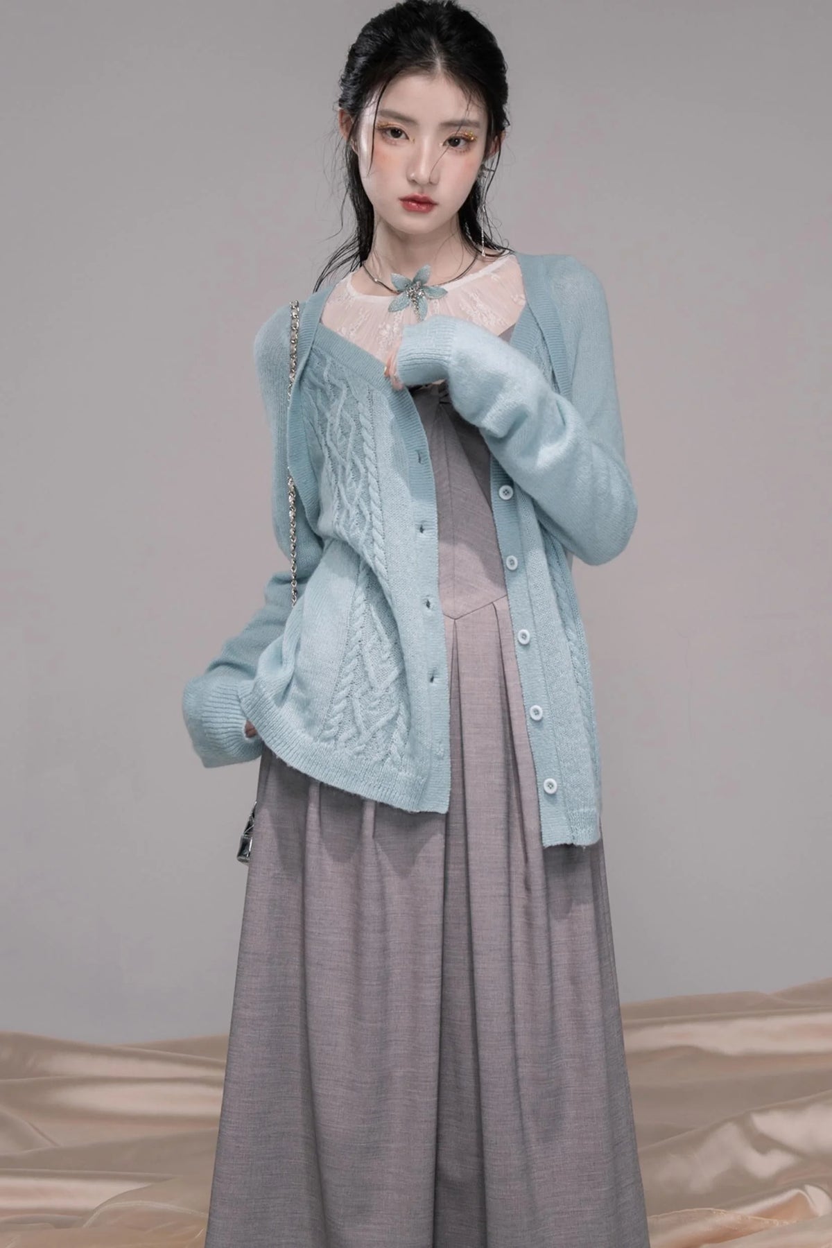 Wavy Wool Diamond Cardigan