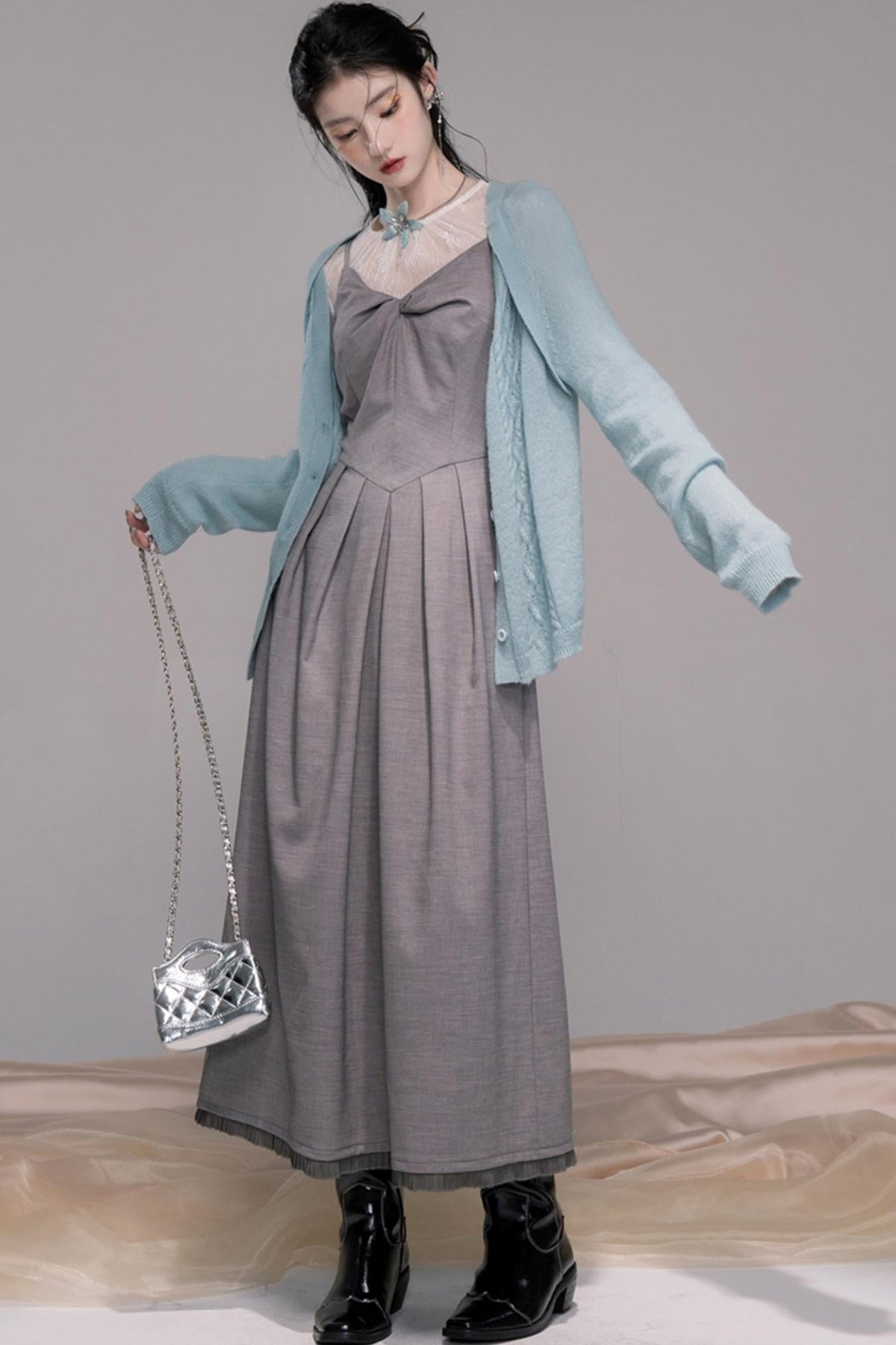 Wavy Wool Diamond Cardigan