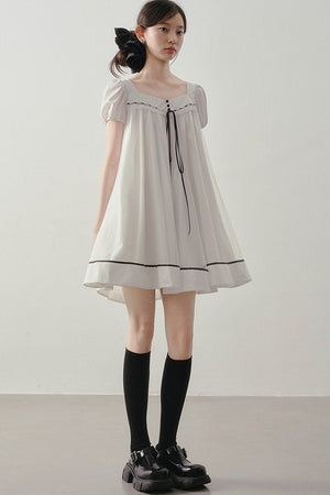 White A-Line Puff Sleeve Contrast Piping Dress