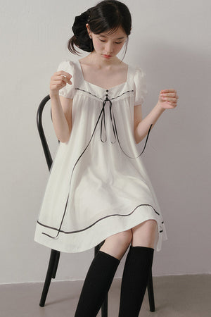 White A-Line Puff Sleeve Contrast Piping Dress