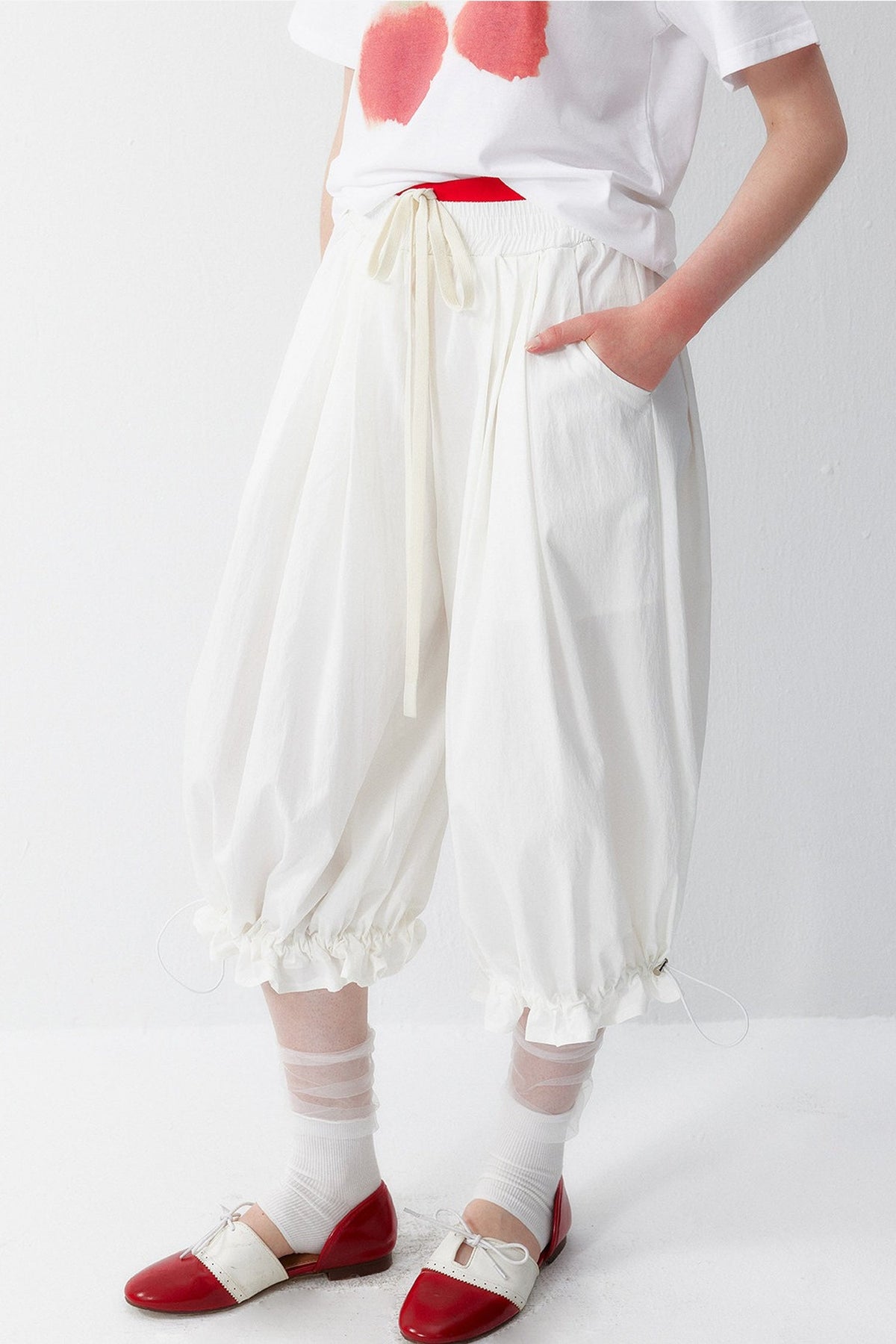 White Floral Lantern Pants