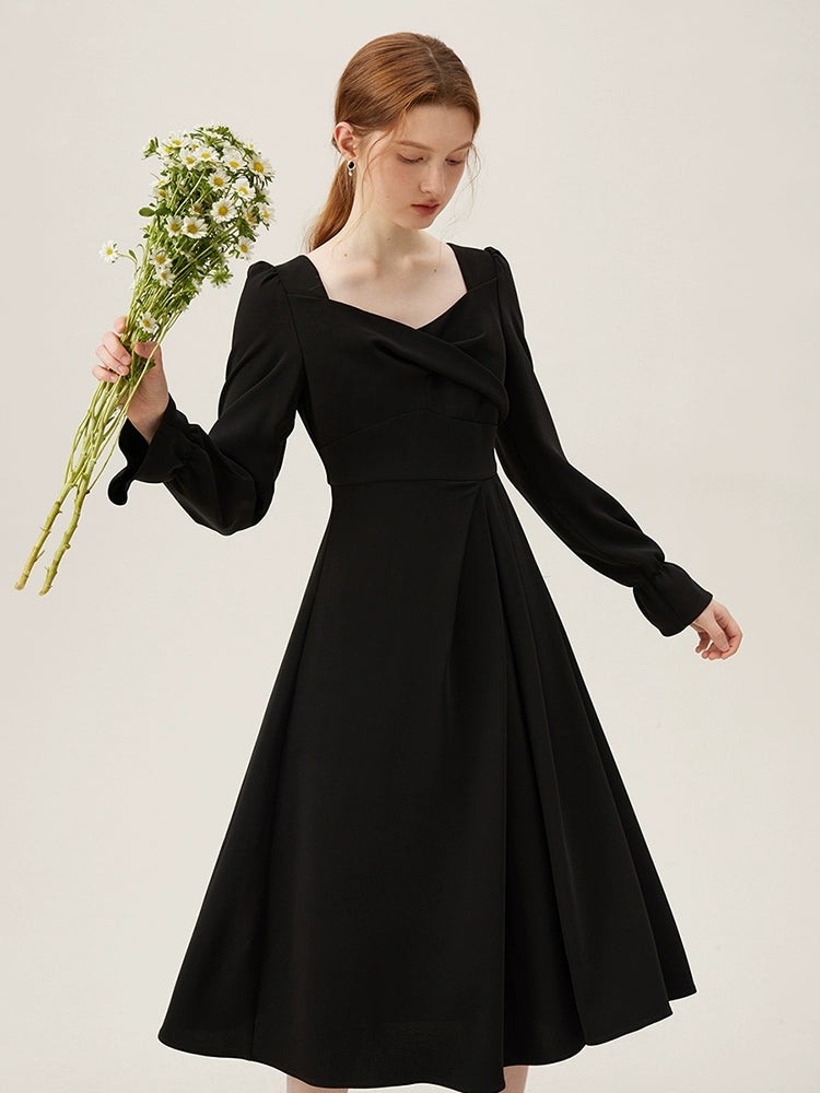 White Kink Long-Sleeve Dress