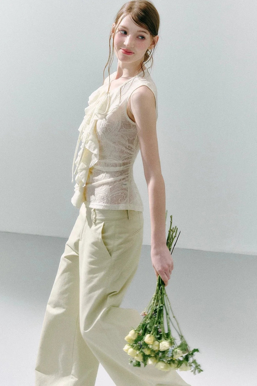 White Peach Wool Lace Ruffle Vest