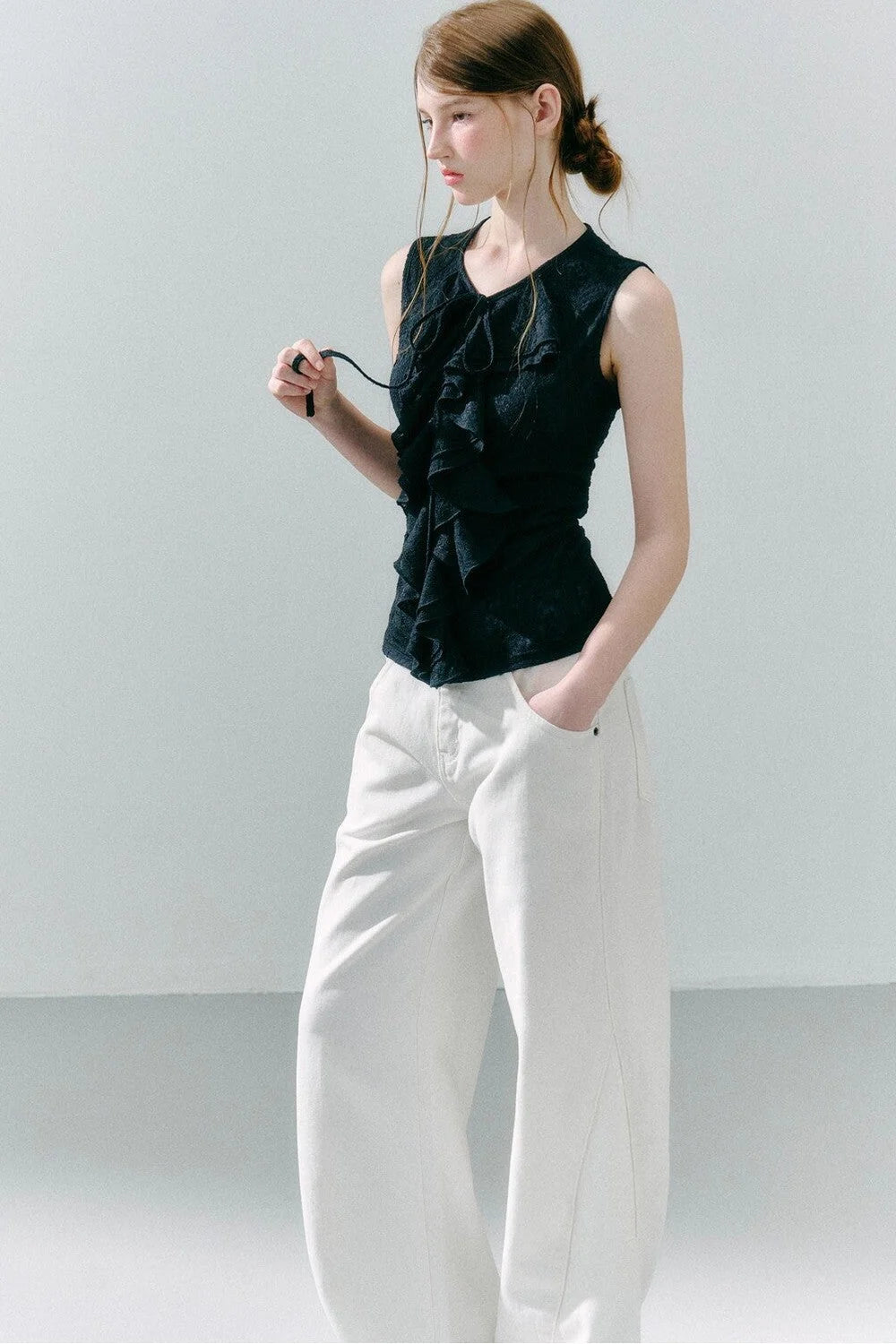 White Peach Wool Lace Ruffle Vest