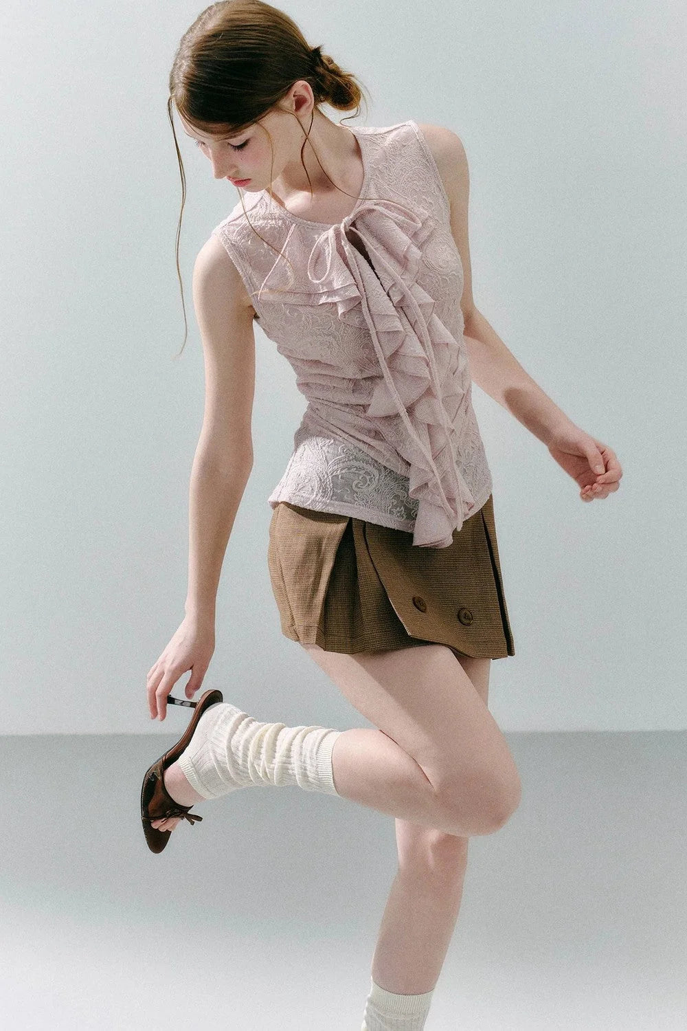 White Peach Wool Lace Ruffle Vest