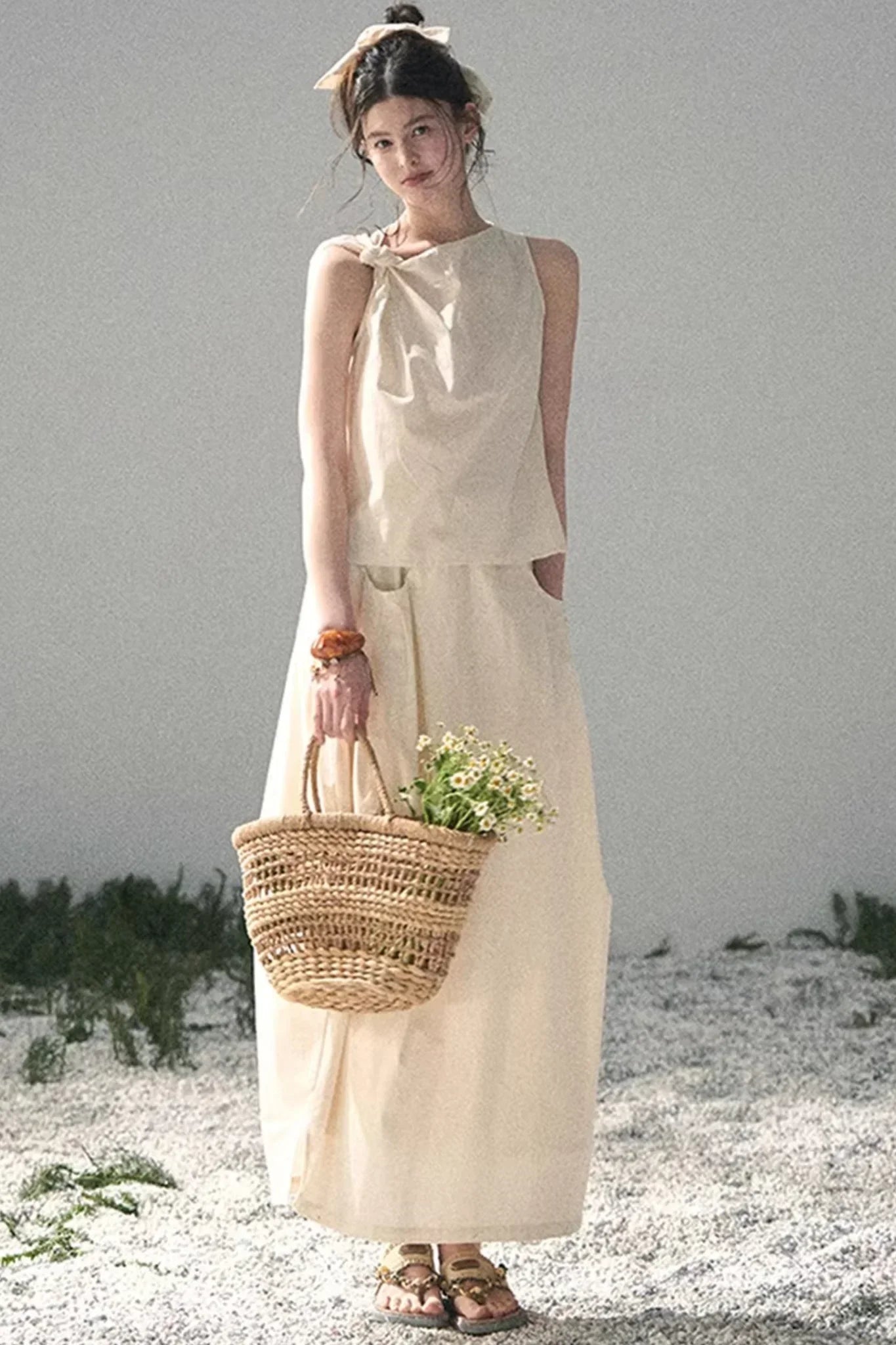 White Pleated Summer Set-Up