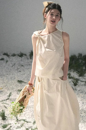 White Pleated Summer Set-Up