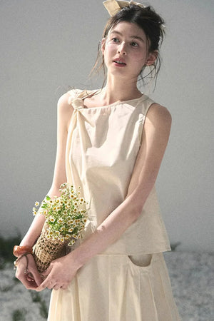 White Pleated Summer Set-Up