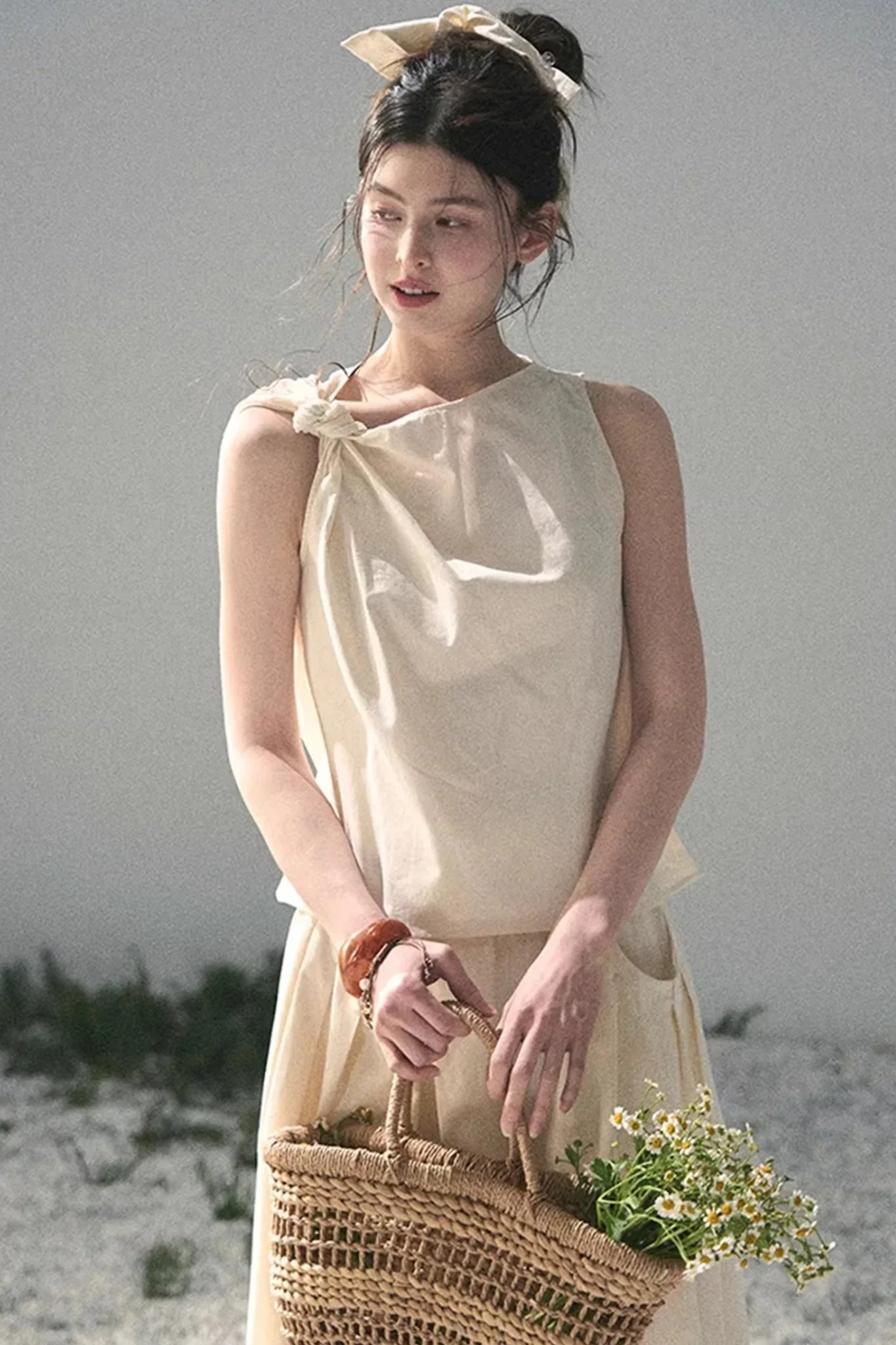 White Pleated Summer Set-Up