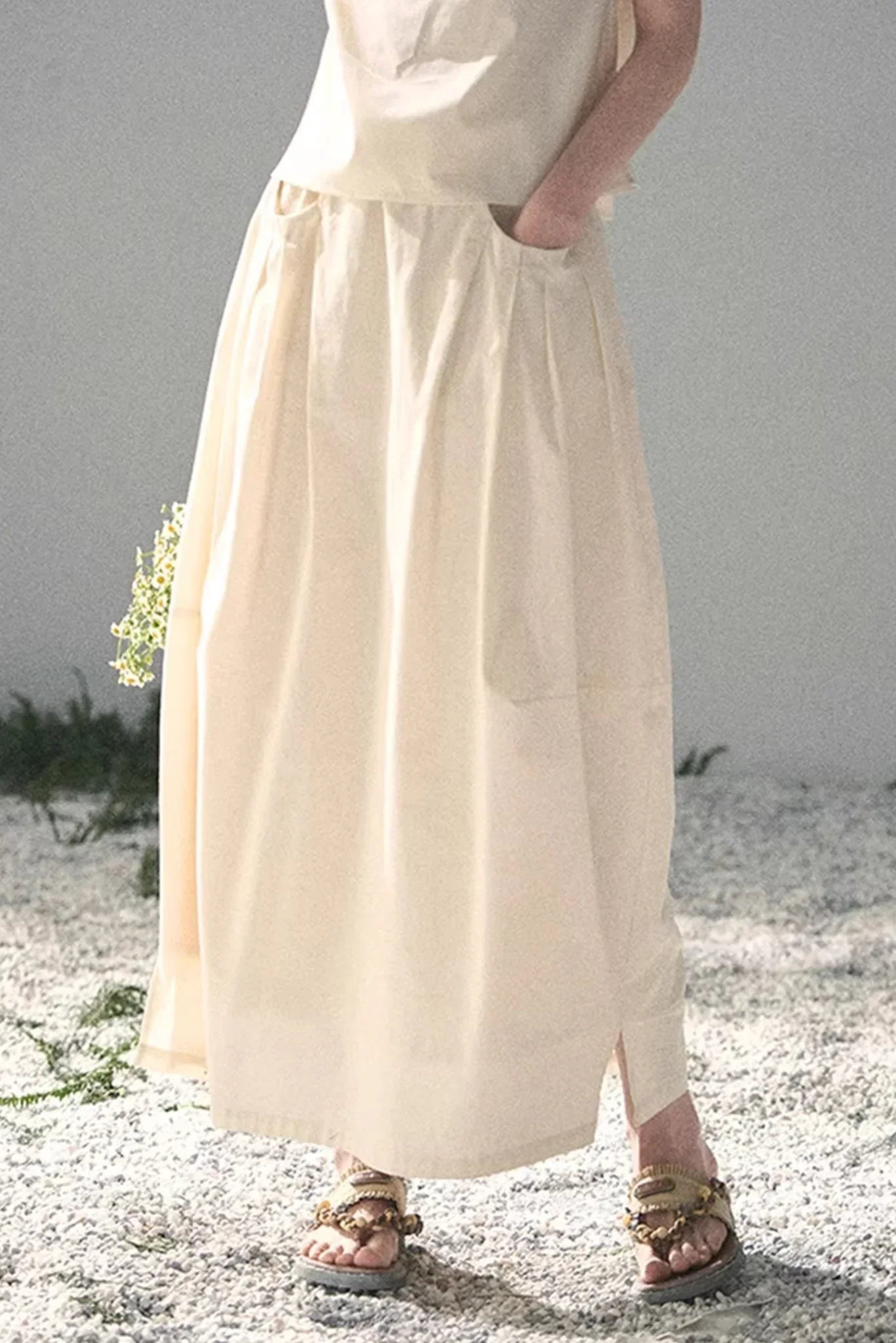 White Pleated Summer Set-Up