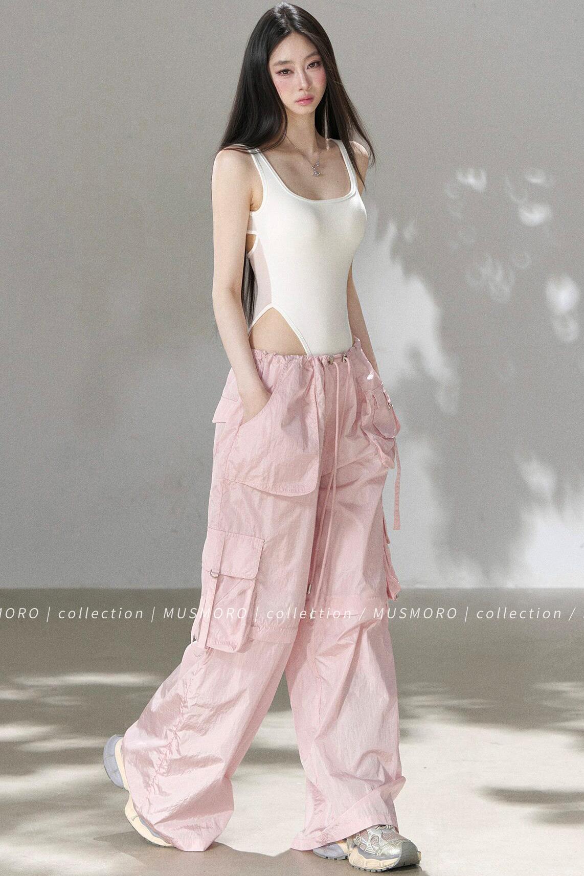 Wide-Leg Cargo Pants