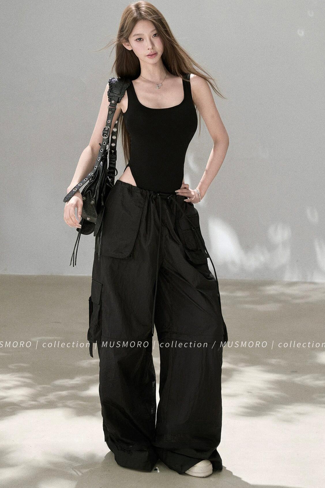 Wide-Leg Cargo Pants