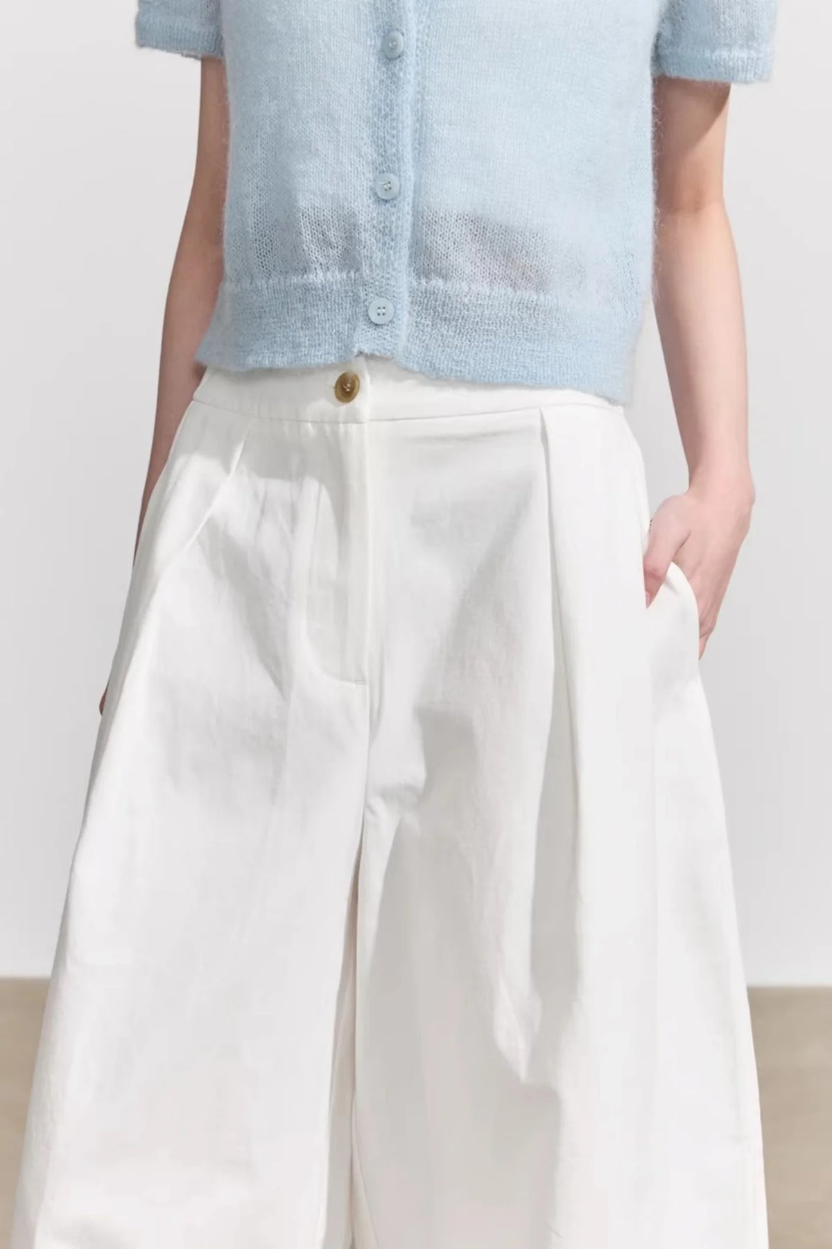 Wide-Leg Scimitar Pants
