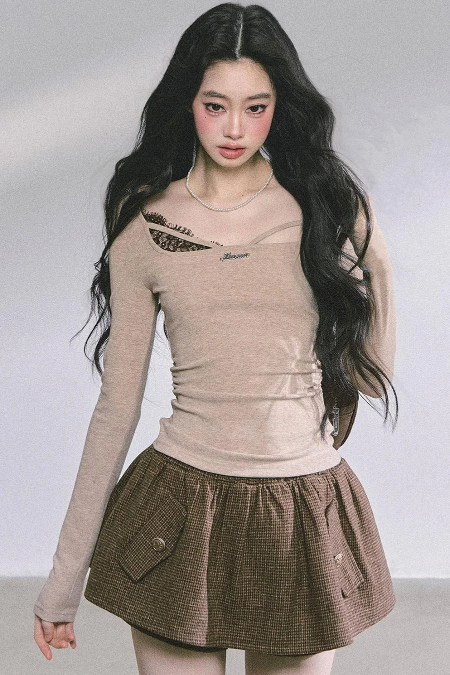 Wisdom Lace Long-Sleeved T-Shirt