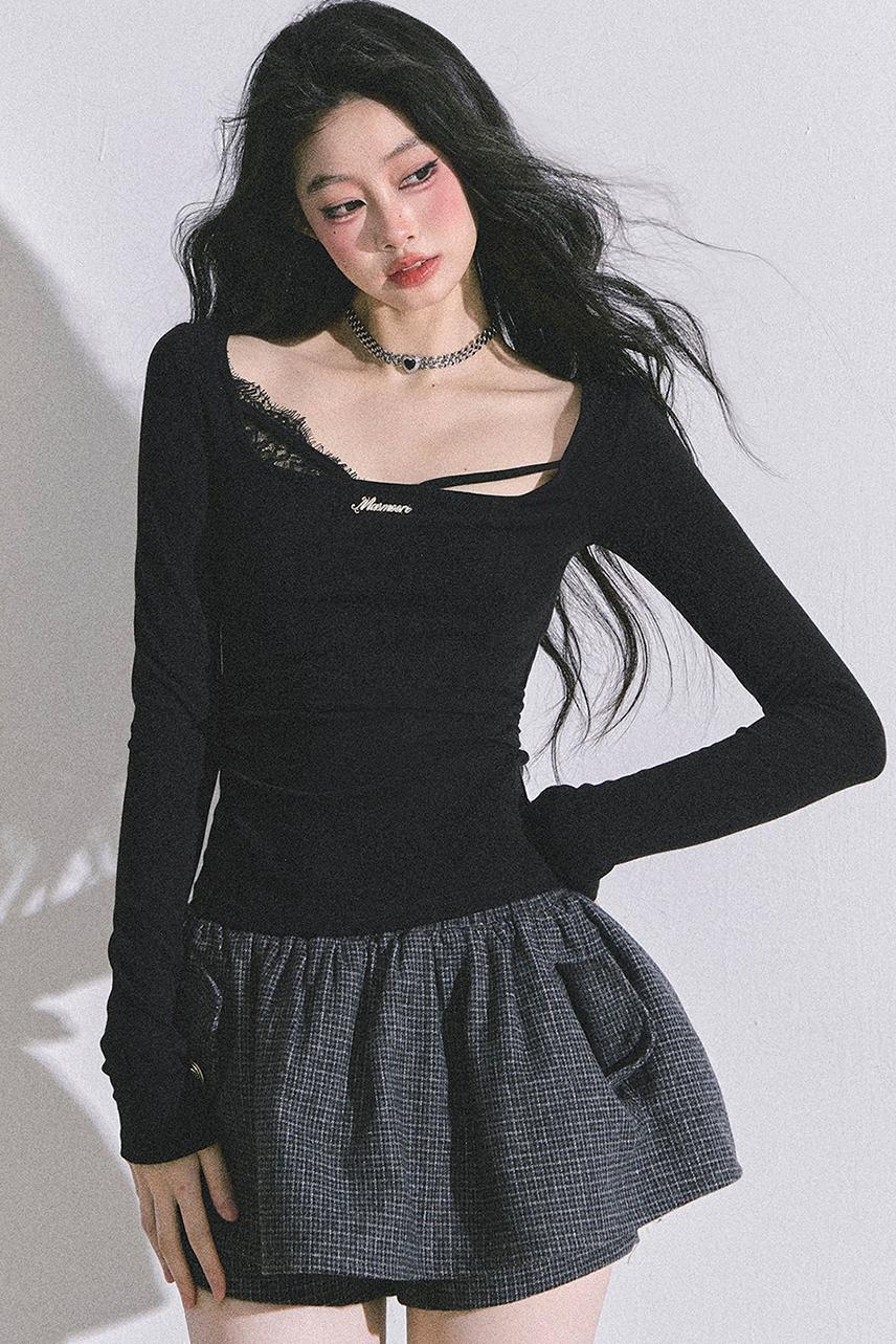 Wisdom Lace Long-Sleeved T-Shirt