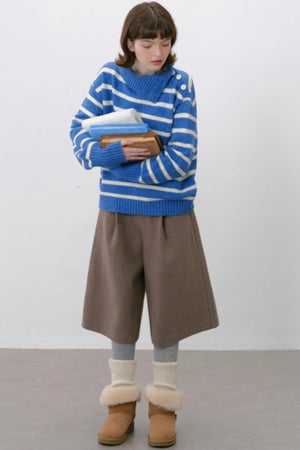 Woolen Pleated Cropped Pants