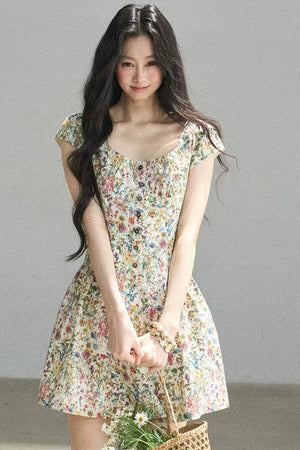 Youthful Floral Puffy Dress
