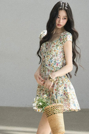 Youthful Floral Puffy Dress